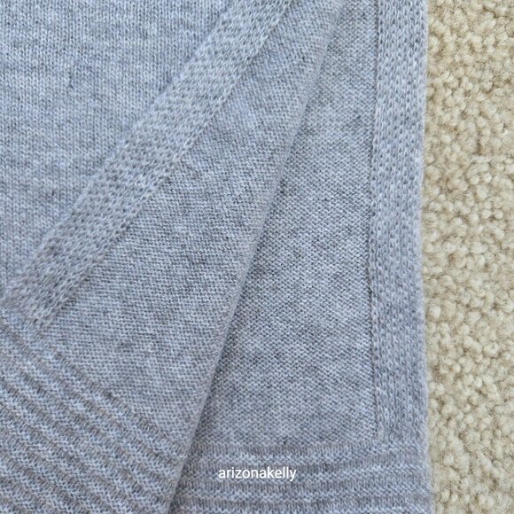Kinross Cashmere Grey Knit Scarf with Ribbing Detail on Ends - Picture 5 of 14